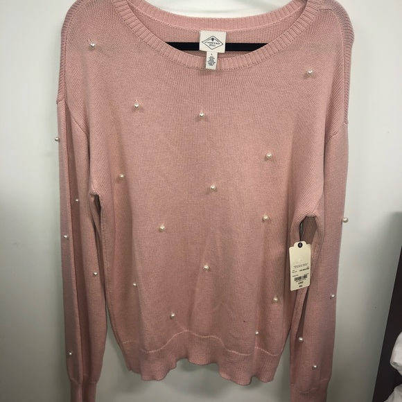 Light Pink sweater with pearls NWT - Picture 1 of 5